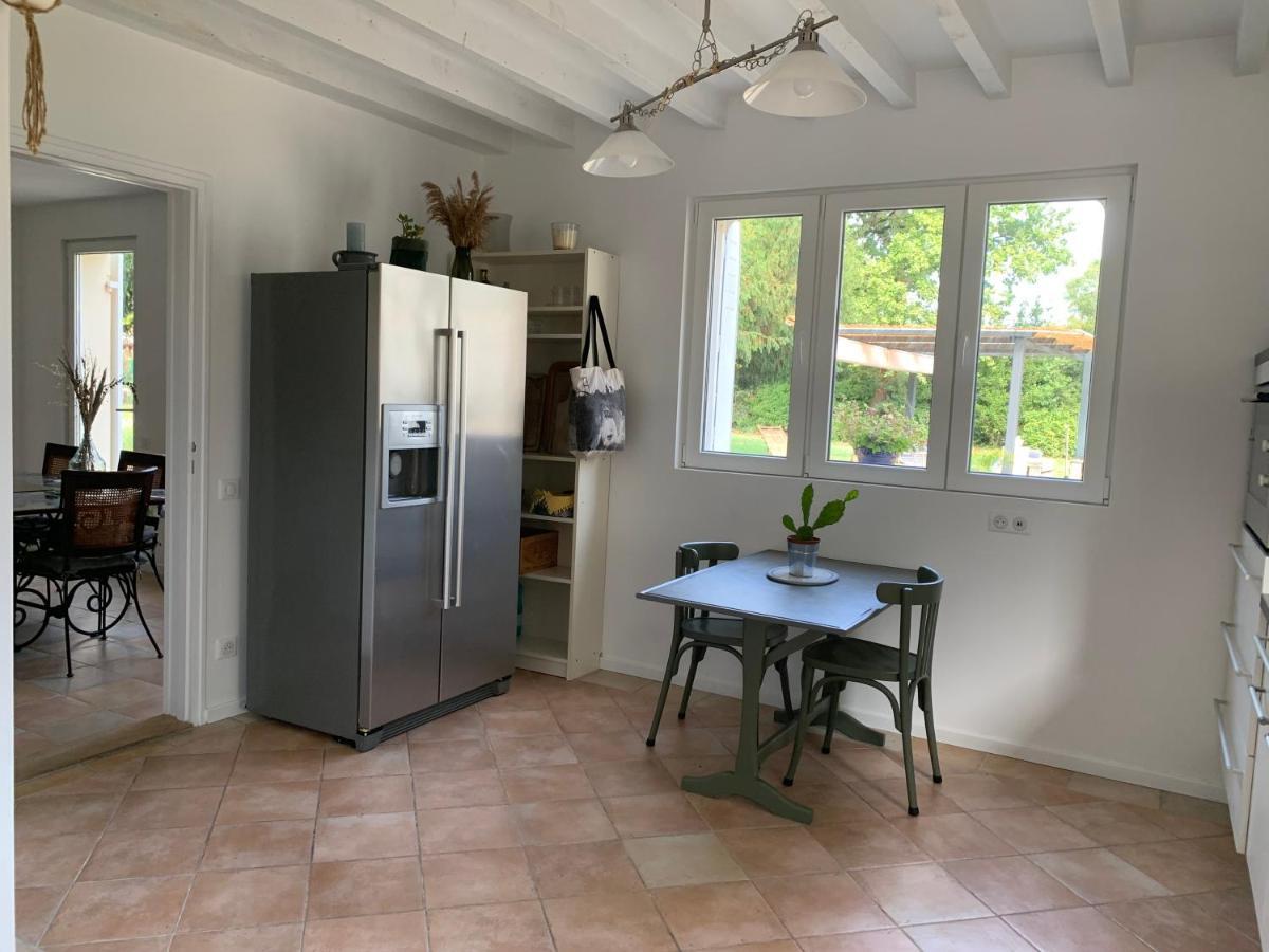 Batisse En Pierre XVII Siecle 115 M² Avec Terrasse Villa Ambares-et-Lagrave Dış mekan fotoğraf