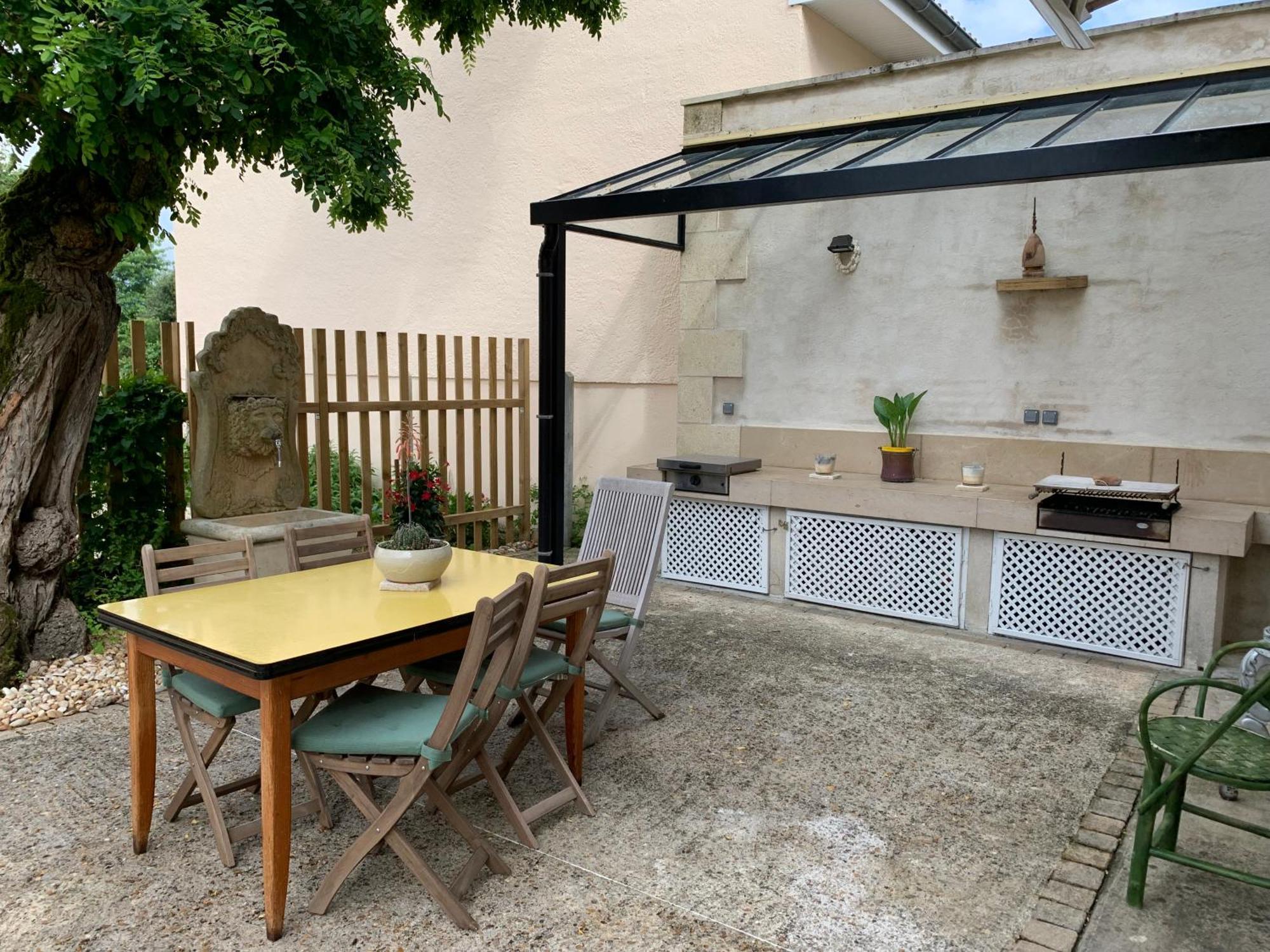 Batisse En Pierre XVII Siecle 115 M² Avec Terrasse Villa Ambares-et-Lagrave Dış mekan fotoğraf