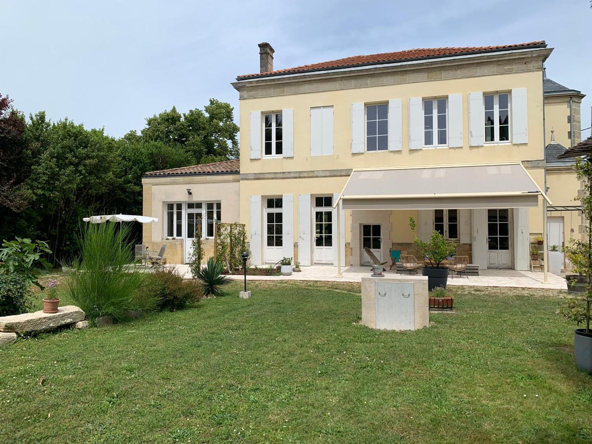 Batisse En Pierre XVII Siecle 115 M² Avec Terrasse Villa Ambares-et-Lagrave Dış mekan fotoğraf