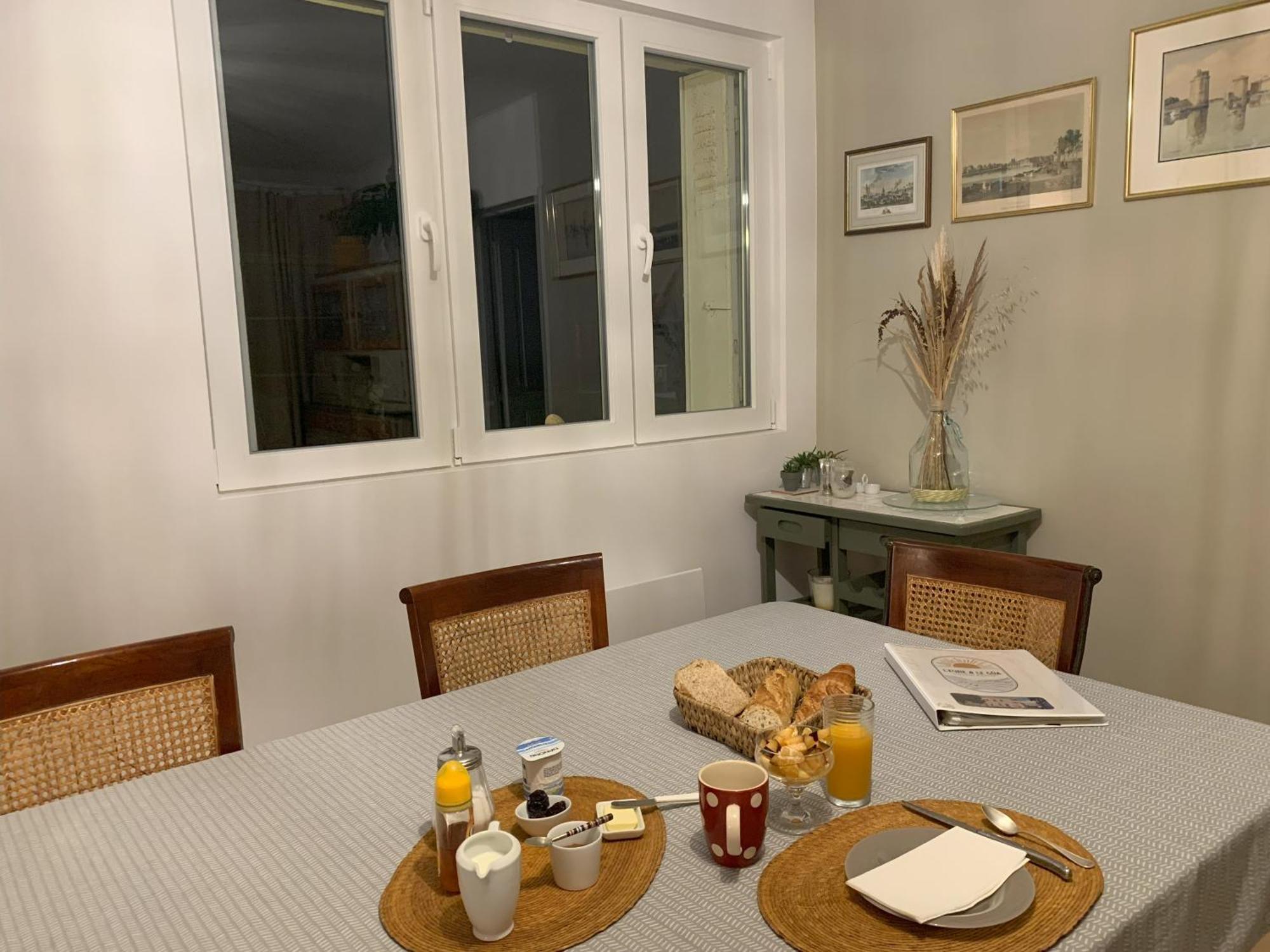 Batisse En Pierre XVII Siecle 115 M² Avec Terrasse Villa Ambares-et-Lagrave Dış mekan fotoğraf
